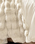 Pom Rabbit Fur plaid