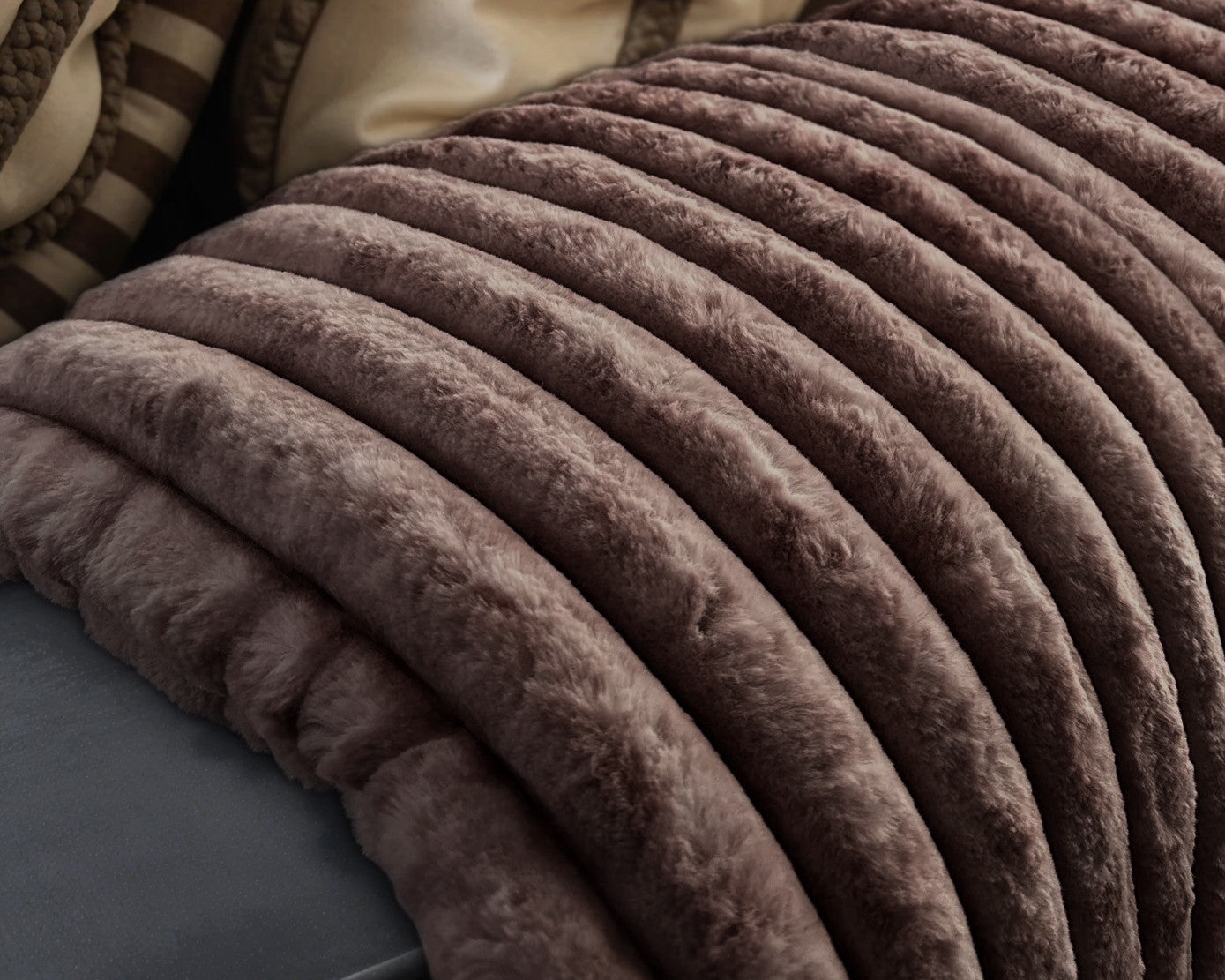 Rib Rabbit Fur Plaid