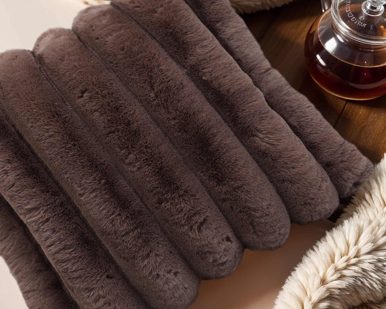 Rib Rabbit sierkussen