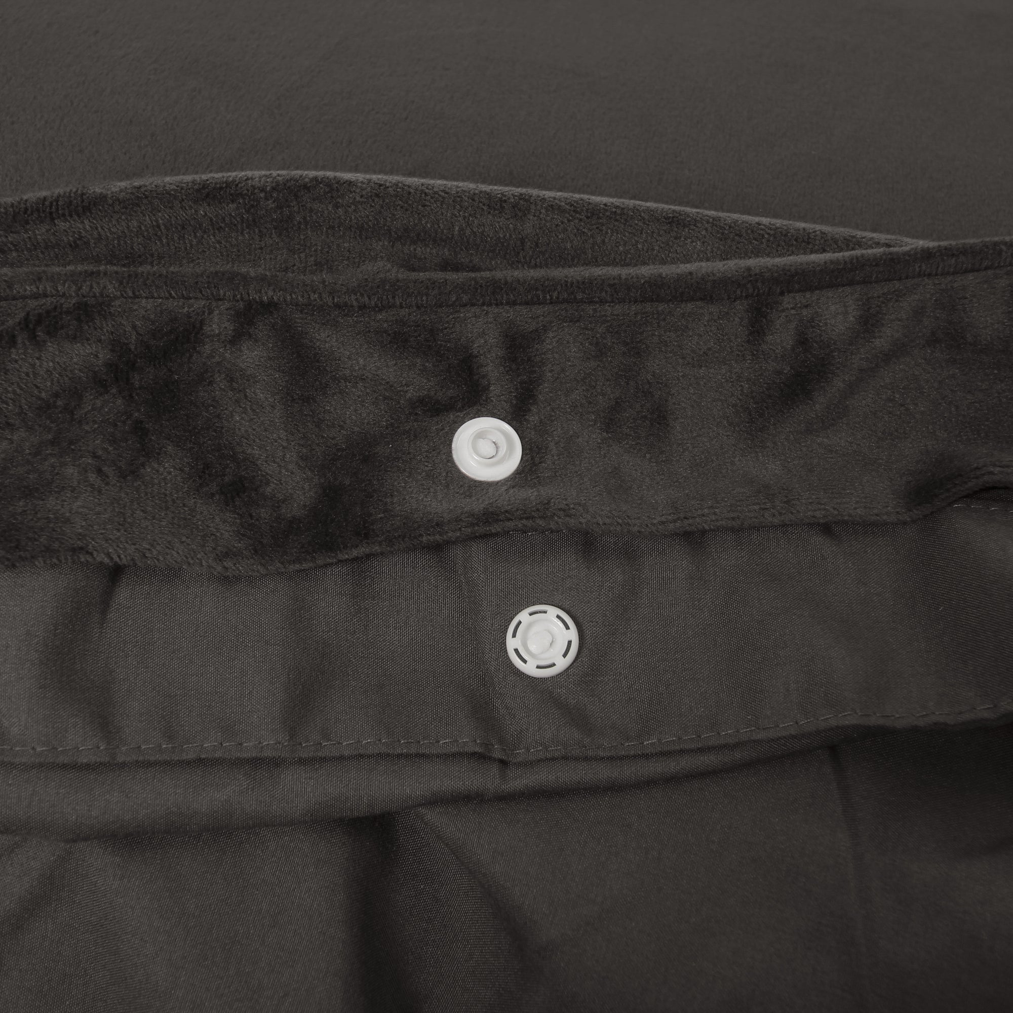 Dekbedovertrek Velvet Piping Deep Taupe