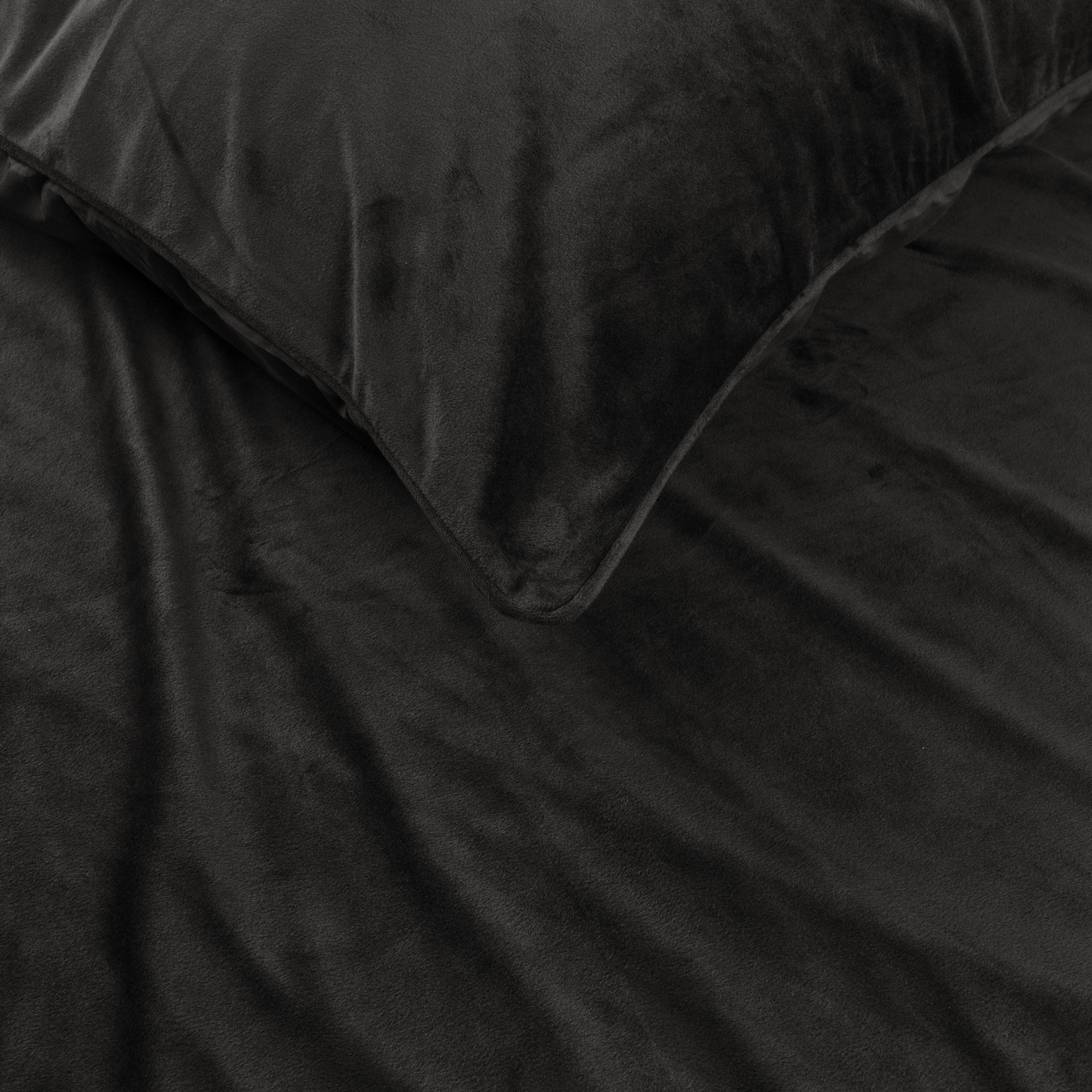 Dekbedovertrek Velvet Piping Zwart