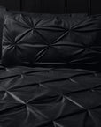 Dekbedovertrek velvet pintuck zwart