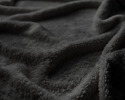 Teddy Gordijnen - Black Out - Ringen