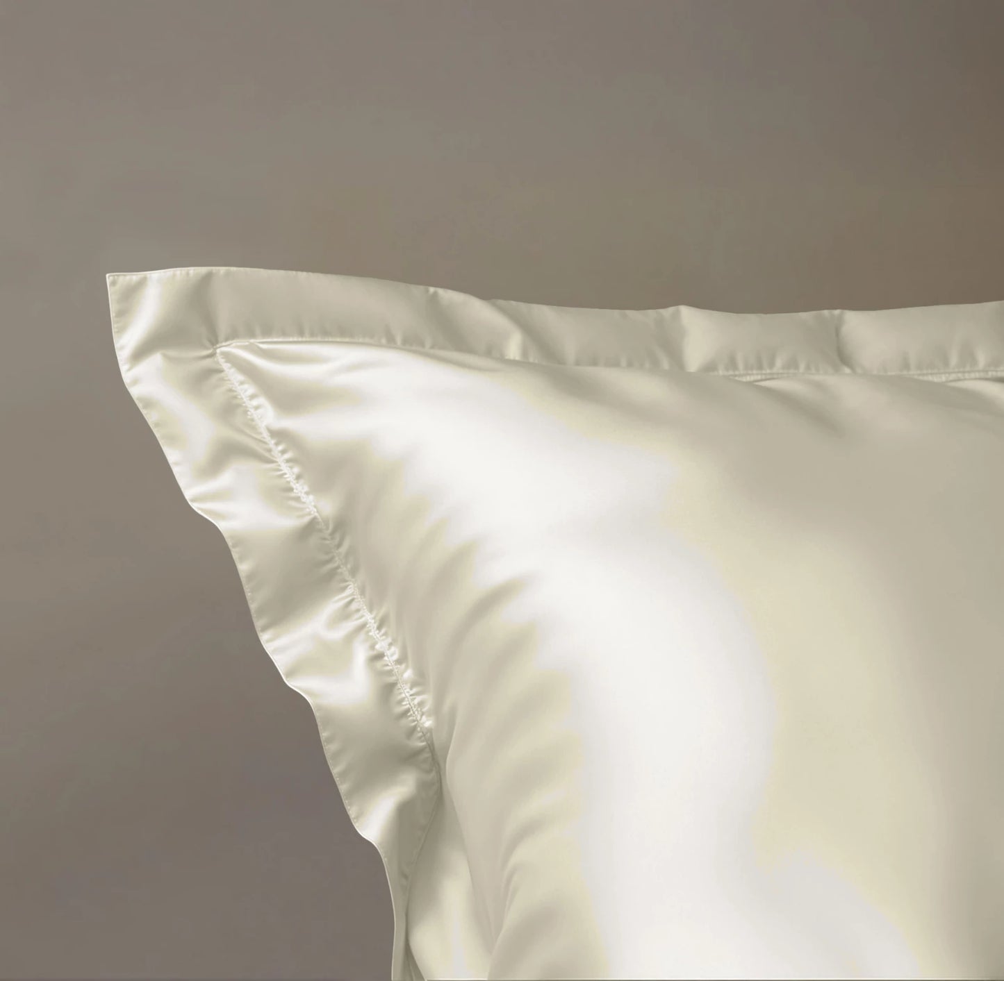 Dekbedovertrek Glossy satijn creme 