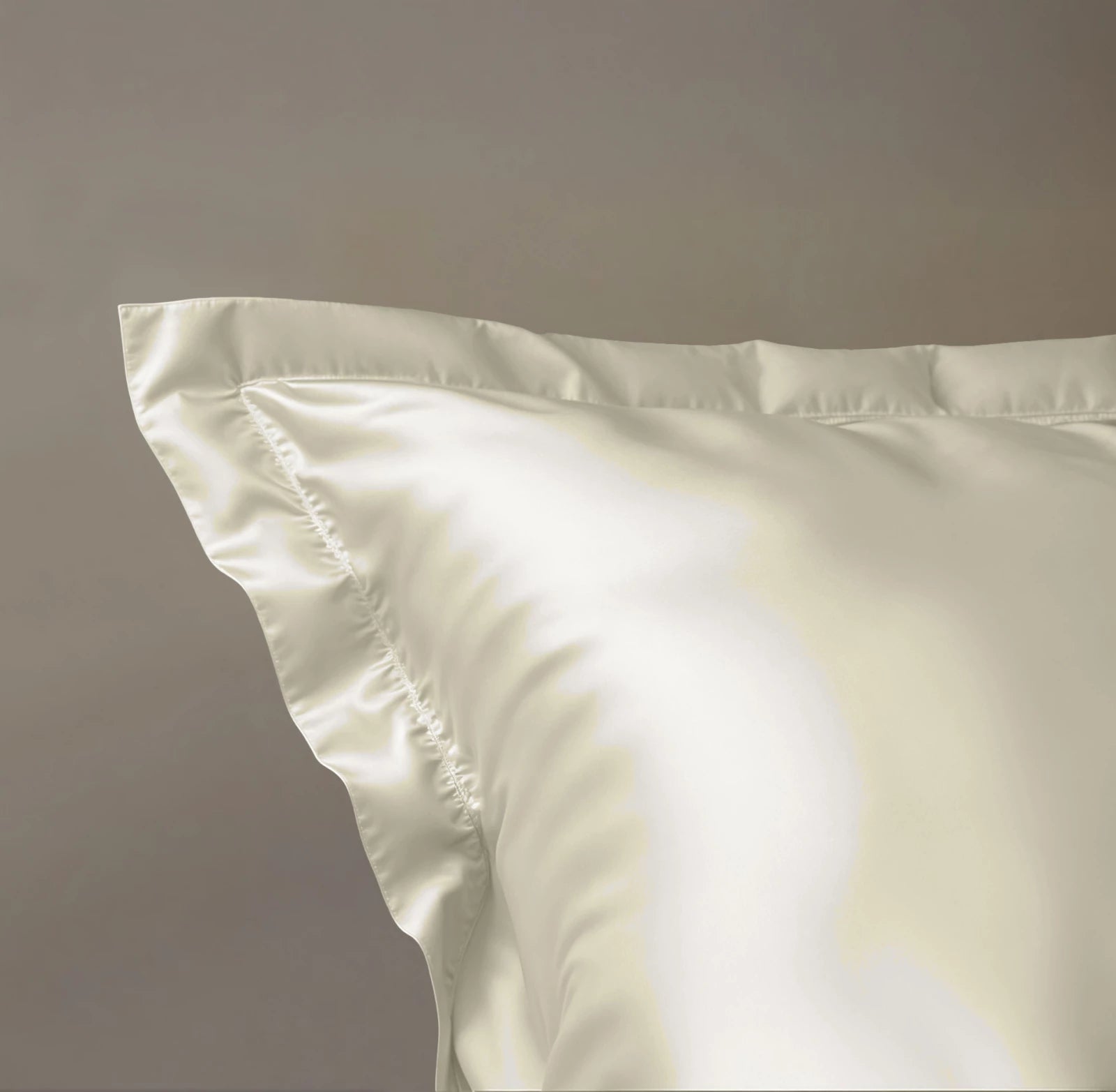 Dekbedovertrek Glossy satijn creme 